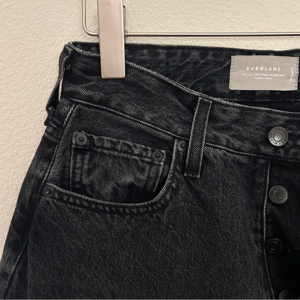 Everlane 90s Curvy Cheeky Black Denim Jean High Rise Straight Button Fly Size 29 - Picture 7 of 15